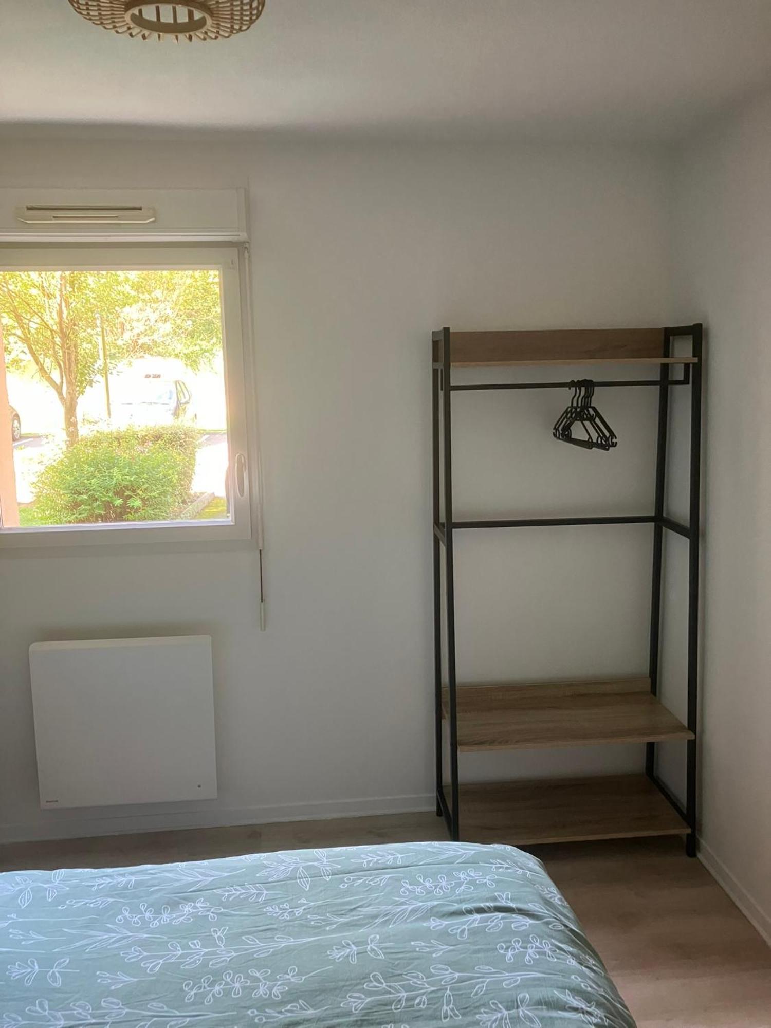 Appartement Entierement Renove Roye  Exterior photo